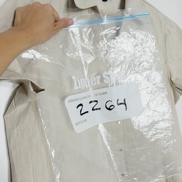 Haggar Cream Short Sleeve Collared Cropped Snap Down Cotton Blend Shirt Size 14P - Picture 9 of 9